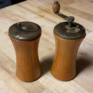 Vintage Wooden & brass Salt and Pepper Grinder Set